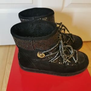 Ladies Guess ankle boots